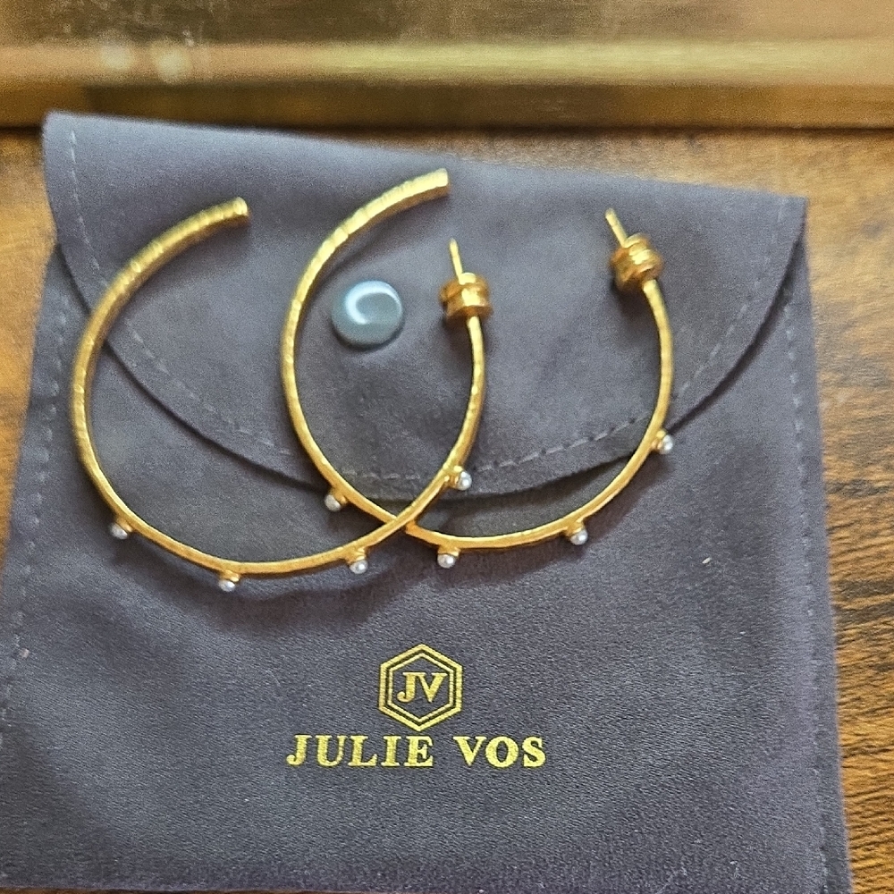 Julie Vos Gold Hoop Earrings with Tiny Pearls